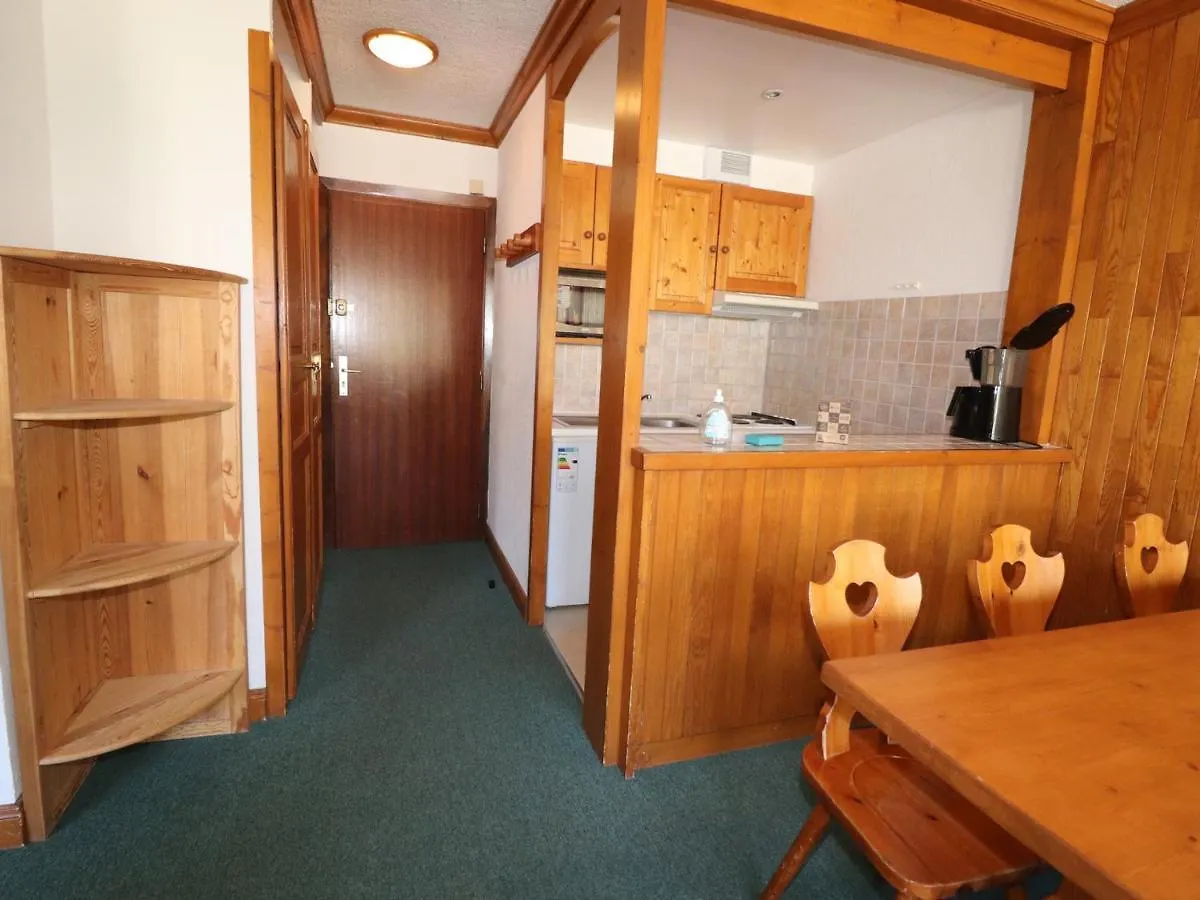 Appartement Pratique Avec Balcon, Au Pied Des Pistes Et Commerces, 6 Pers., Tignes - Fr-1-502-521 0*,  France